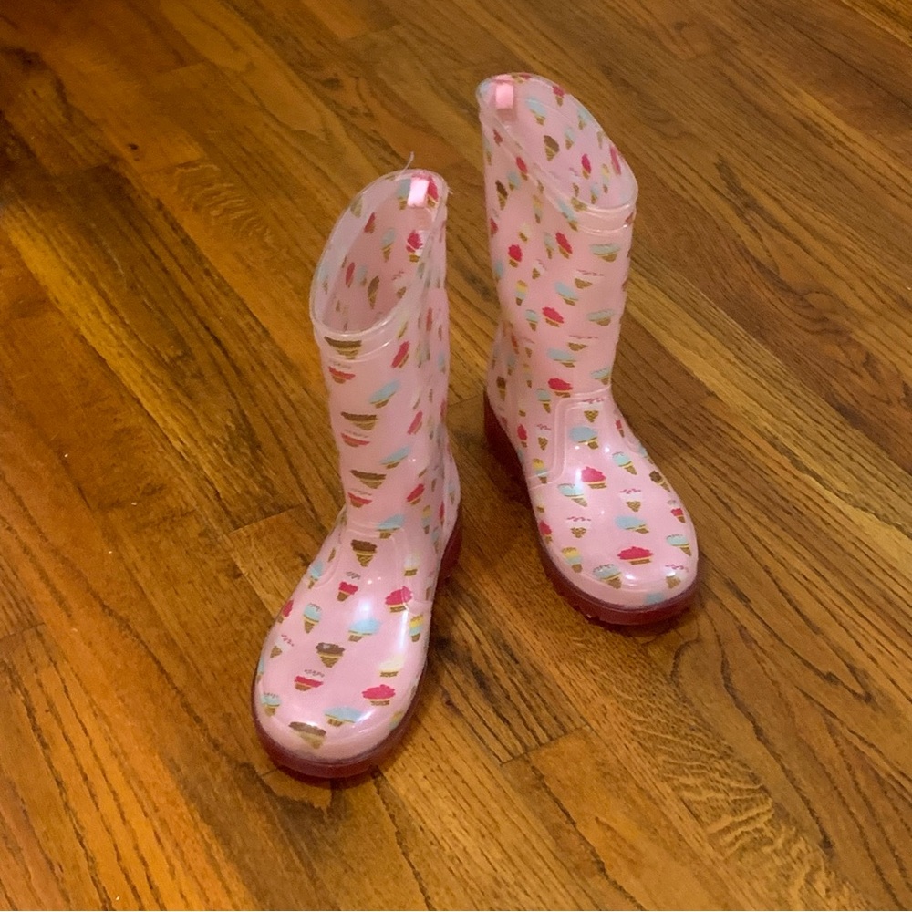 Austin Trading Co. Cupcake Ice Cream Rain Boots Water
Rubber Weatherproof 
Girls